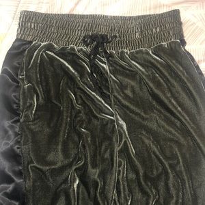 New York and Company velvet pants